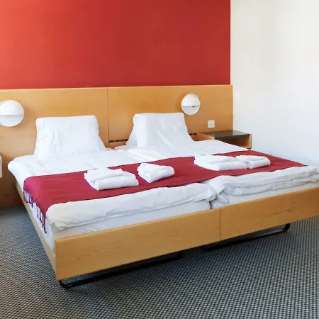 Hotel Aurora Ardez